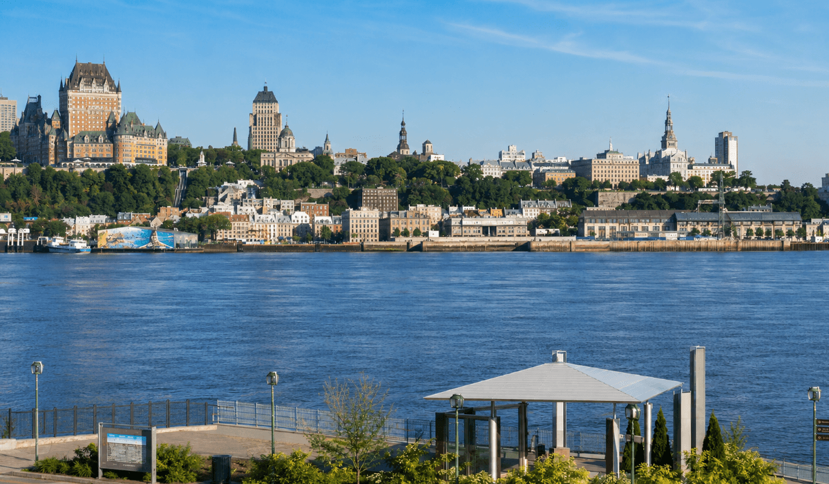 Check Today's Live Real Time Air Quality Index AQI Map in Lévis, QC Now